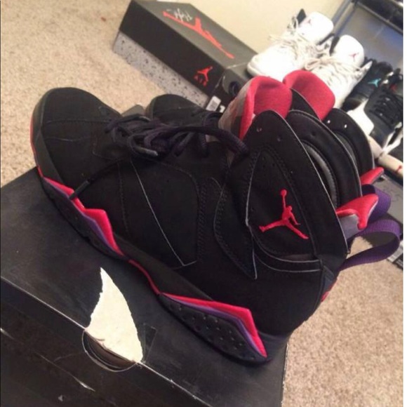 Retro 7 “RAPTORS” - Picture 2 of 3